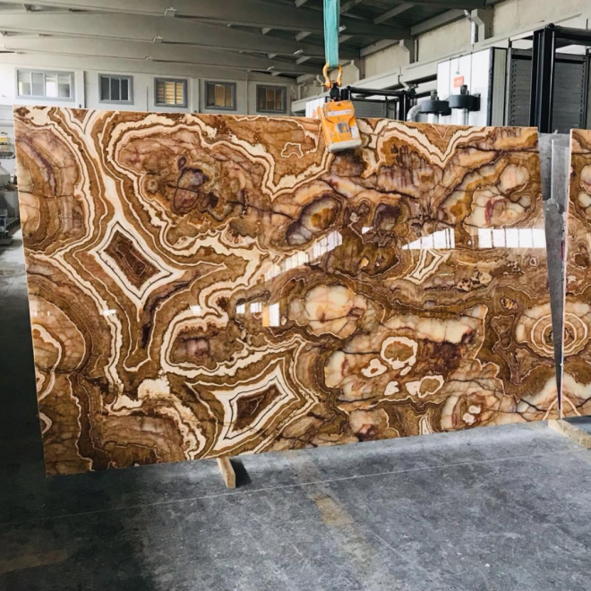 Arizona Onyx Cross Slab 1